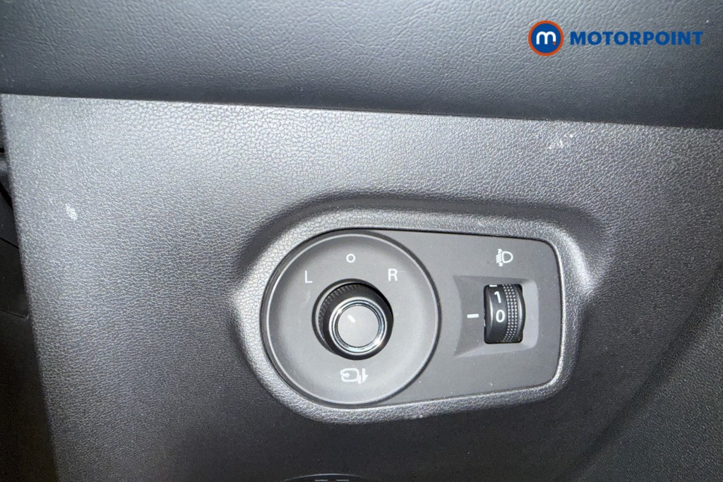 Mg Motor Uk ZS Trophy Automatic Petrol-Electric Hybrid SUV - Stock Number (1617887) - 17th supplementary image