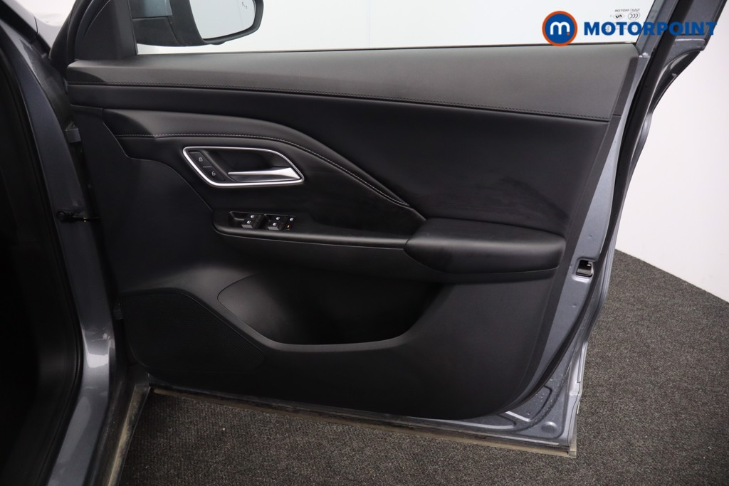 Mg Motor Uk ZS Trophy Automatic Petrol-Electric Hybrid SUV - Stock Number (1617922) - 14th supplementary image