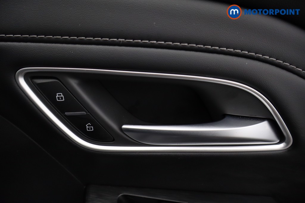 Mg Motor Uk ZS Trophy Automatic Petrol-Electric Hybrid SUV - Stock Number (1617922) - 15th supplementary image