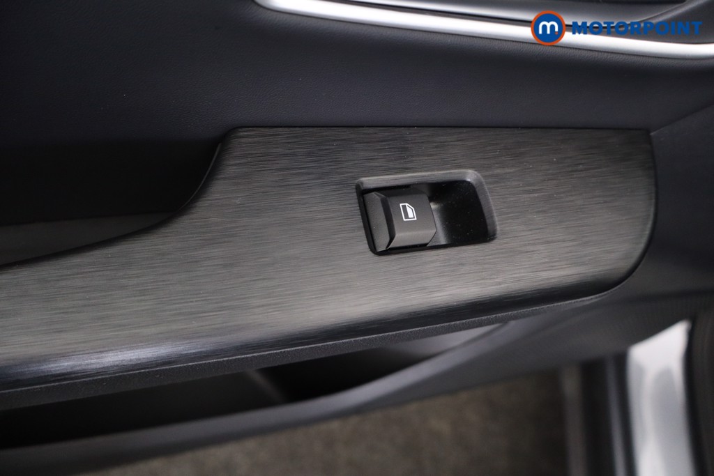 Mg Motor Uk ZS Trophy Automatic Petrol-Electric Hybrid SUV - Stock Number (1617922) - 23rd supplementary image