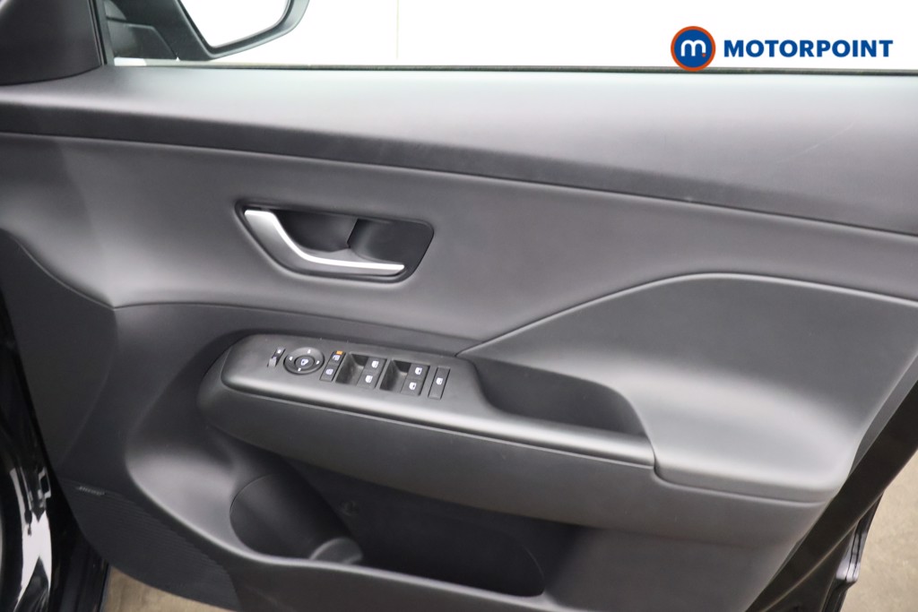 Hyundai Kona Ultimate Automatic Petrol-Electric Hybrid SUV - Stock Number (1618159) - 12th supplementary image