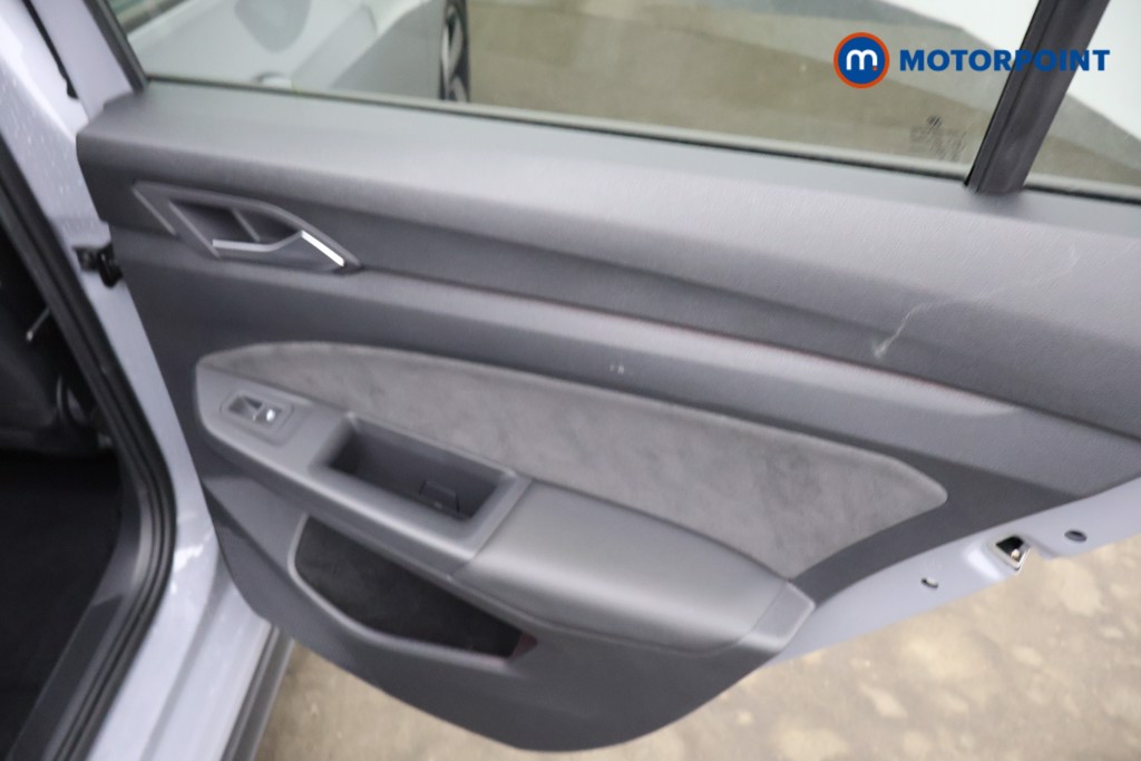 Volkswagen Golf GTI Automatic Petrol Hatchback - Stock Number (1618585) - 16th supplementary image