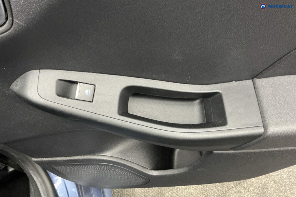 Ford Fiesta St-Line Edition Manual Petrol Hatchback - Stock Number (1619940) - 30th supplementary image