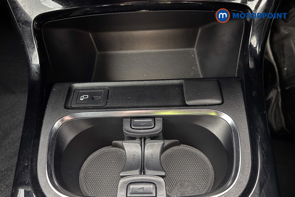 Mercedes-Benz A Class Amg Line Manual Petrol Hatchback - Stock Number (1619972) - 13th supplementary image