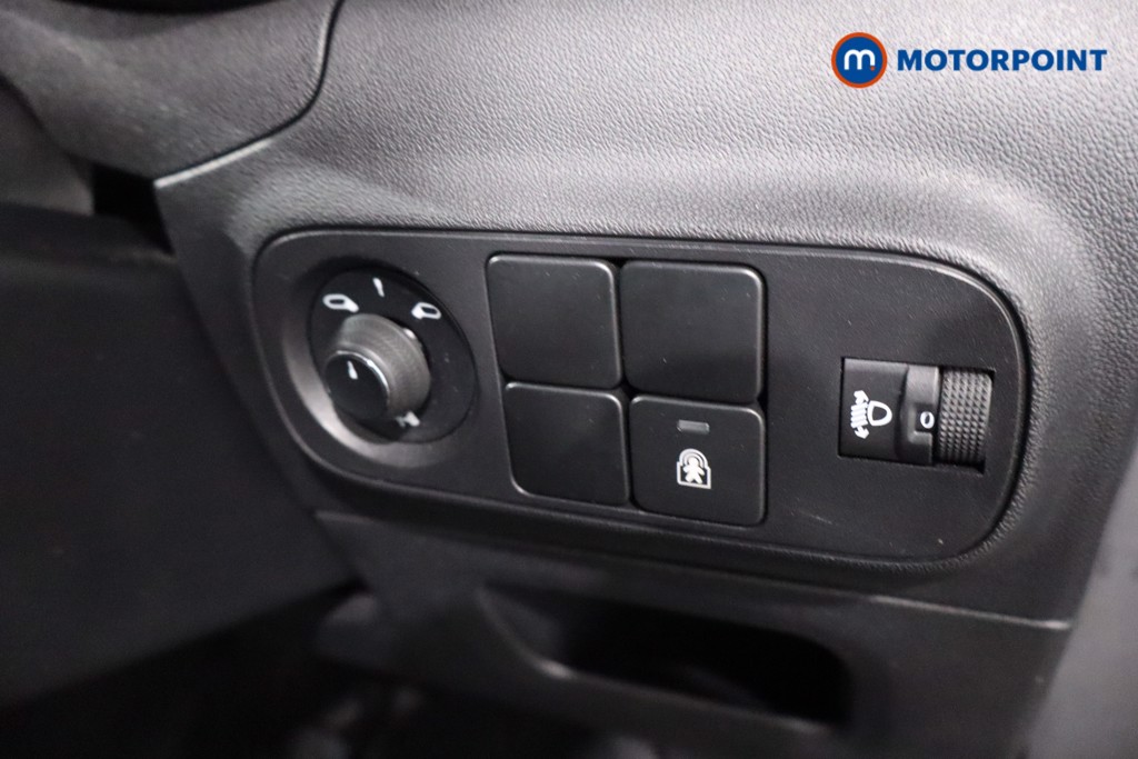 Citroen C3 Plus Manual Petrol Hatchback - Stock Number (1620540) - 17th supplementary image