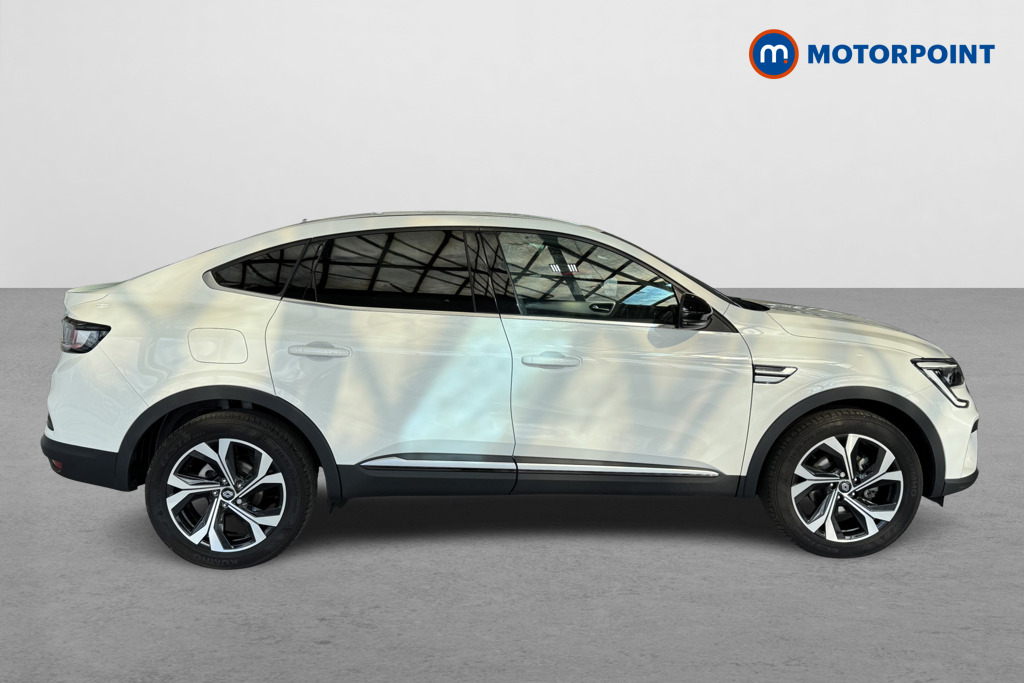 Renault Arkana Techno Automatic Petrol-Electric Hybrid SUV - Stock Number (1620764) - Drivers side