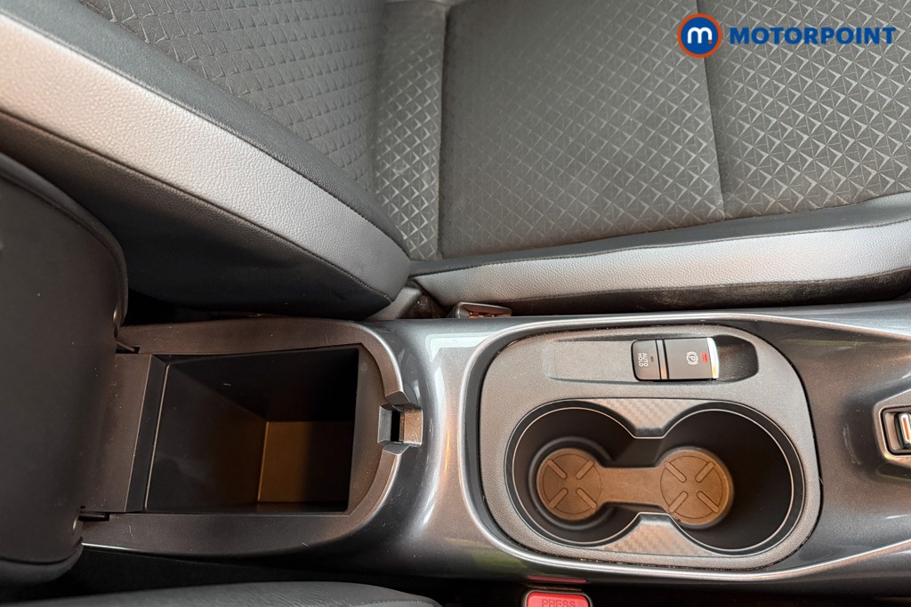 Nissan Juke N-Connecta Manual Petrol SUV - Stock Number (1620913) - 12th supplementary image