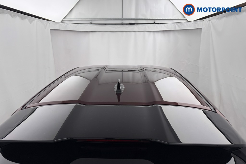 Nissan Juke N-Connecta Manual Petrol SUV - Stock Number (1620913) - 24th supplementary image