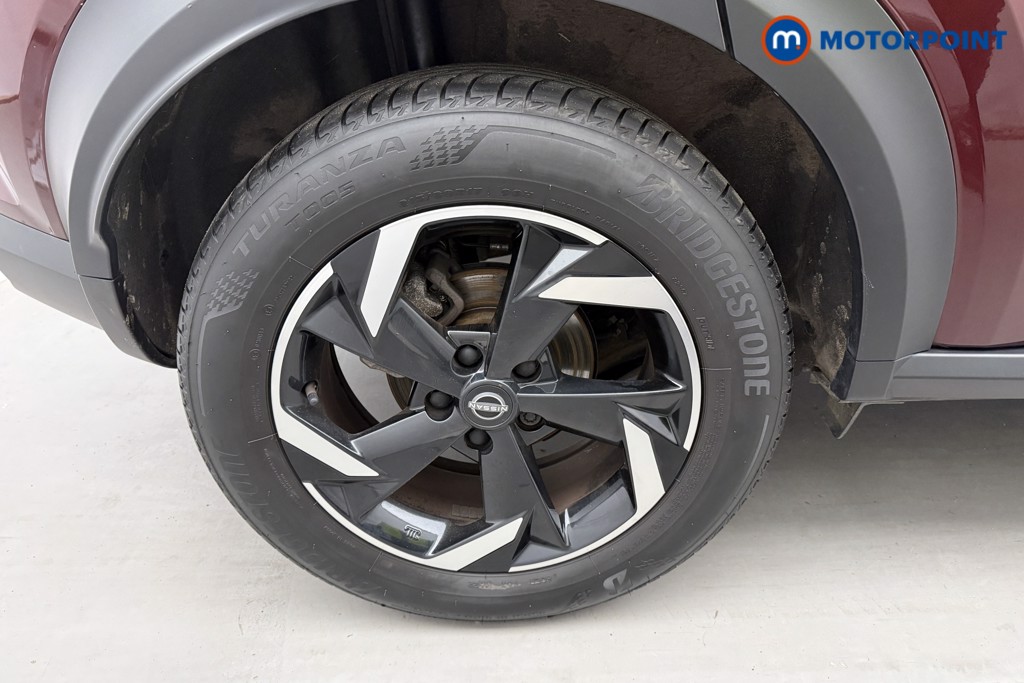 Nissan Juke N-Connecta Manual Petrol SUV - Stock Number (1620913) - 27th supplementary image