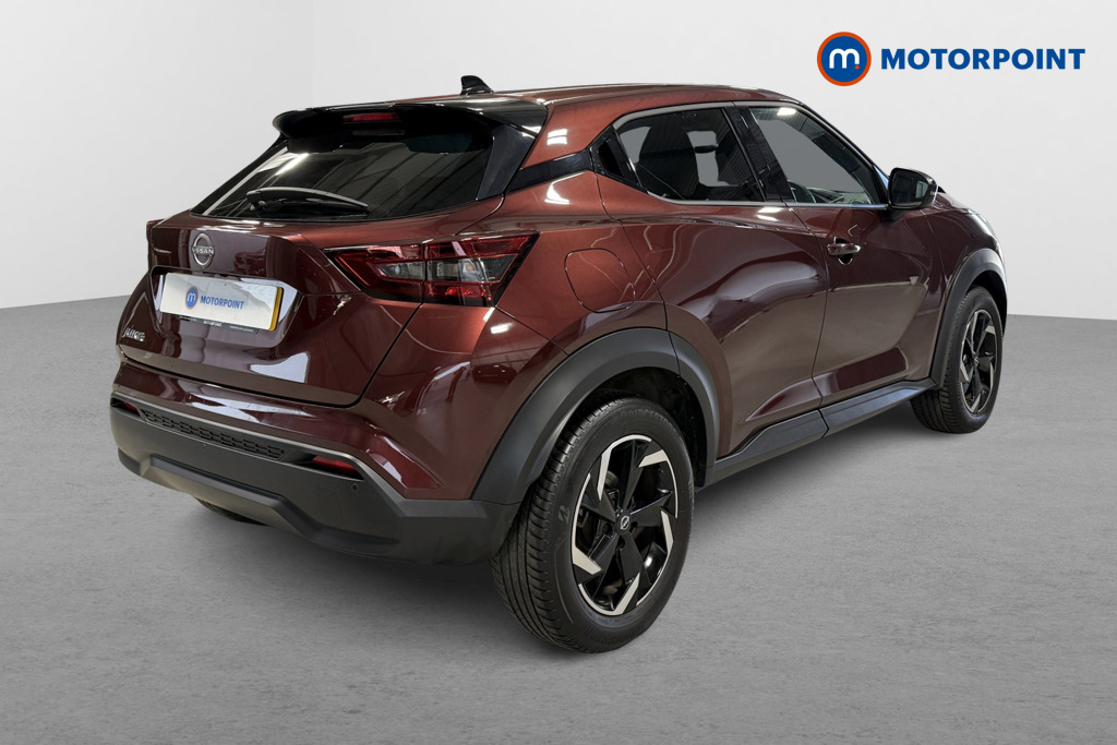 Nissan Juke N-Connecta Manual Petrol SUV - Stock Number (1620913) - Drivers side rear corner