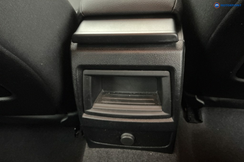 BMW 1 Series Se Business Manual Petrol Hatchback - Stock Number (1620960) - 15th supplementary image