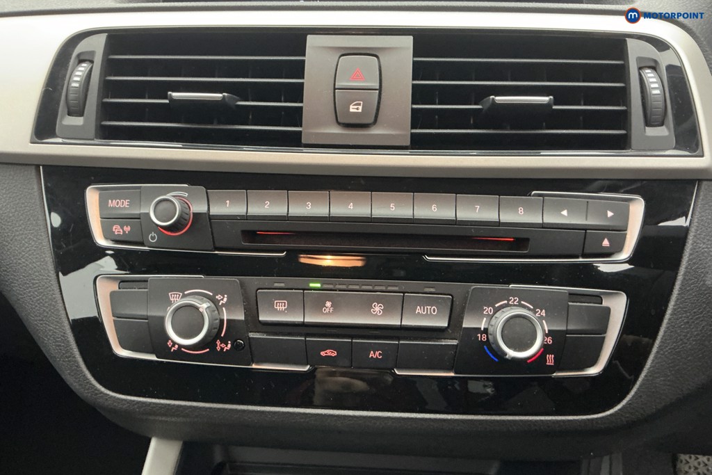 BMW 1 Series Se Business Manual Petrol Hatchback - Stock Number (1620960) - 21st supplementary image