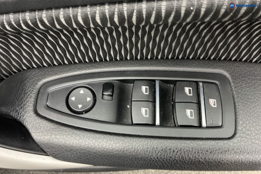 BMW 1 Series Se Business Manual Petrol Hatchback - Stock Number (1620960) - 28th supplementary image