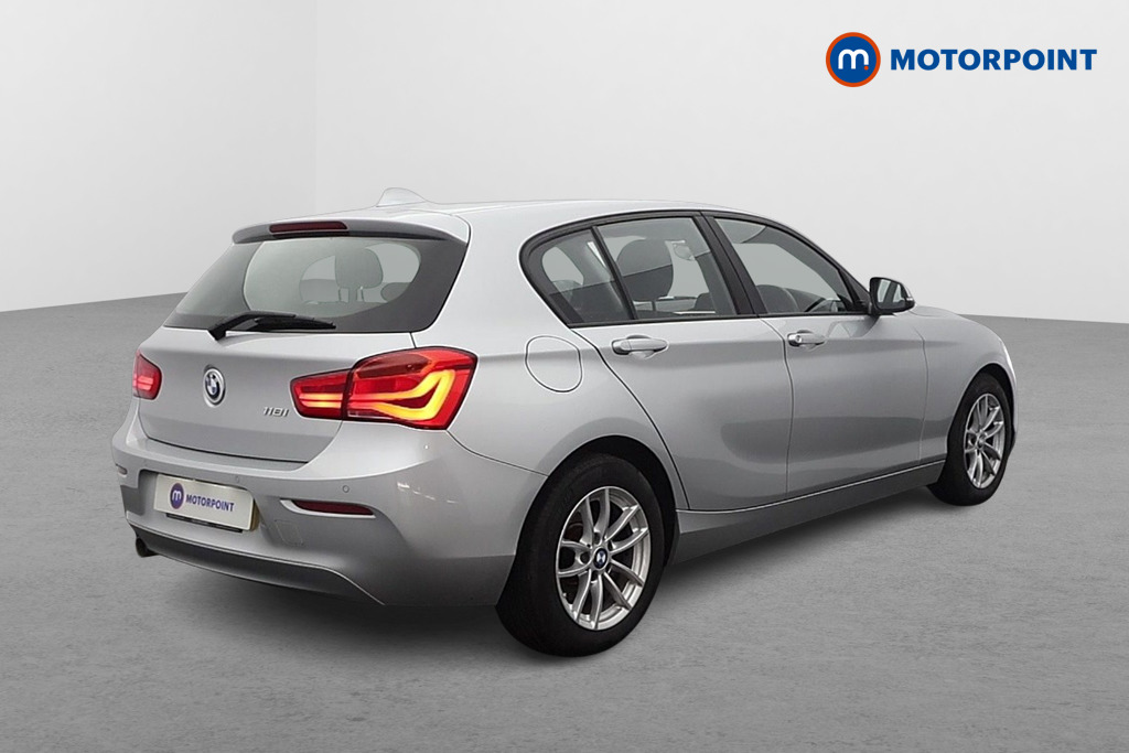 BMW 1 Series Se Business Manual Petrol Hatchback - Stock Number (1620960) - Drivers side rear corner