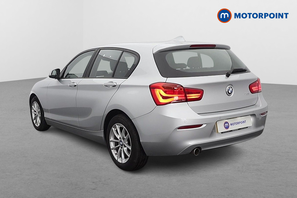 BMW 1 Series Se Business Manual Petrol Hatchback - Stock Number (1620960) - Passenger side rear corner