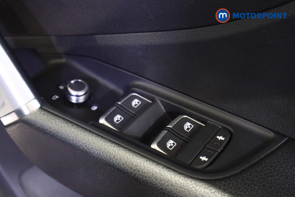 Audi Q2 S Line Manual Petrol SUV - Stock Number (1621493) - 13th supplementary image