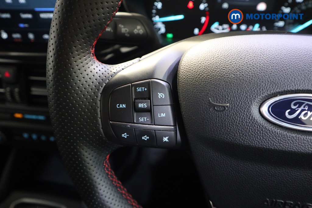 Ford Focus St-Line Manual Petrol Hatchback - Stock Number (1621600) - 3rd supplementary image