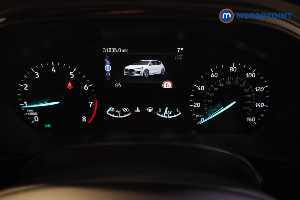 Ford Focus St-Line Manual Petrol Hatchback - Stock Number (1621600) - 5th supplementary image
