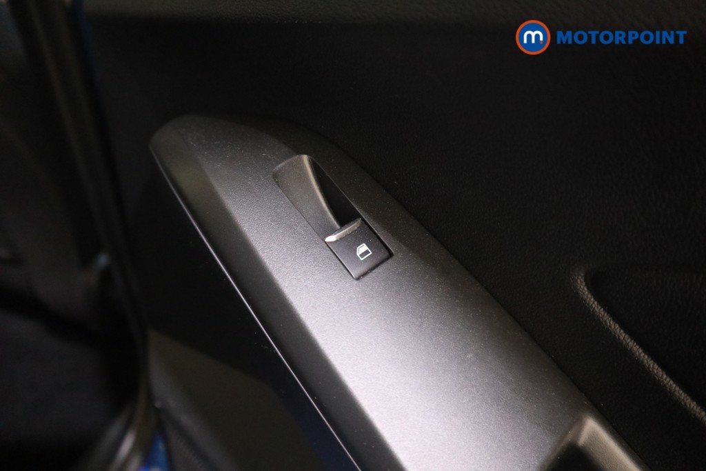 Ford Focus St-Line Manual Petrol Hatchback - Stock Number (1621600) - 17th supplementary image