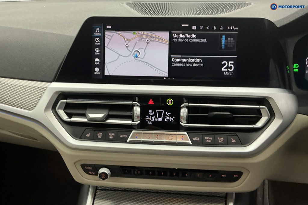 BMW 3 Series M Sport Automatic Petrol Plug-In Hybrid Saloon - Stock Number (1621773) - 20th supplementary image