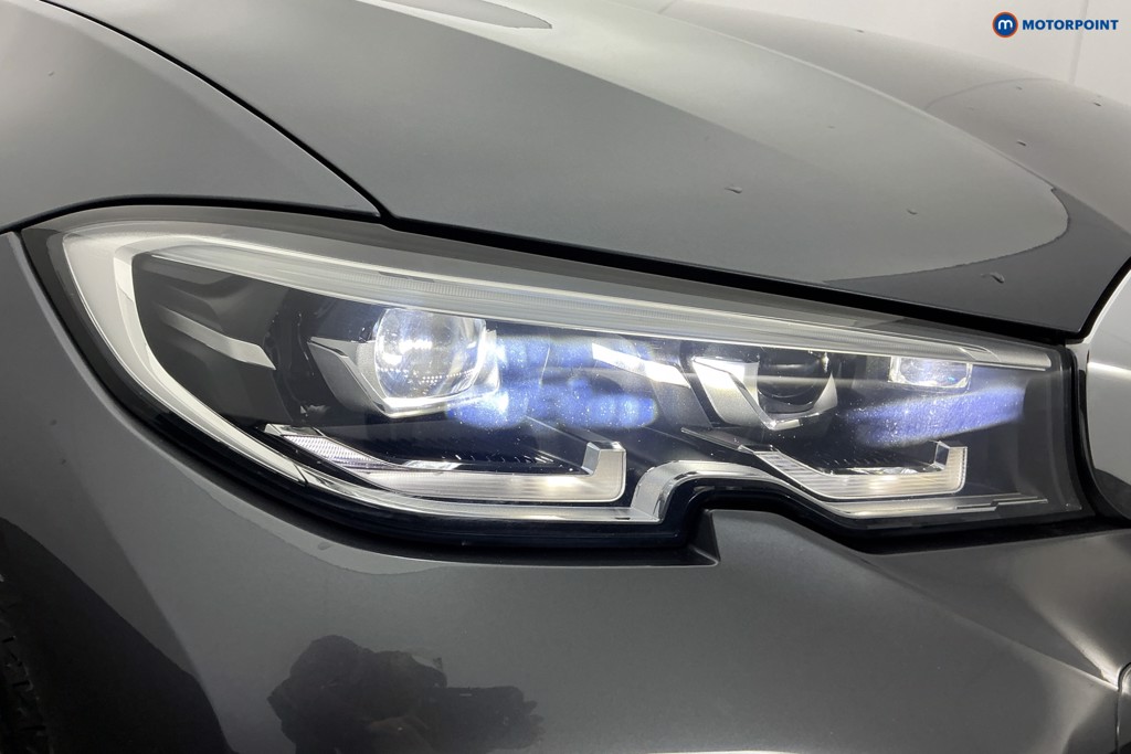 BMW 3 Series M Sport Automatic Petrol Plug-In Hybrid Saloon - Stock Number (1621773) - 35th supplementary image