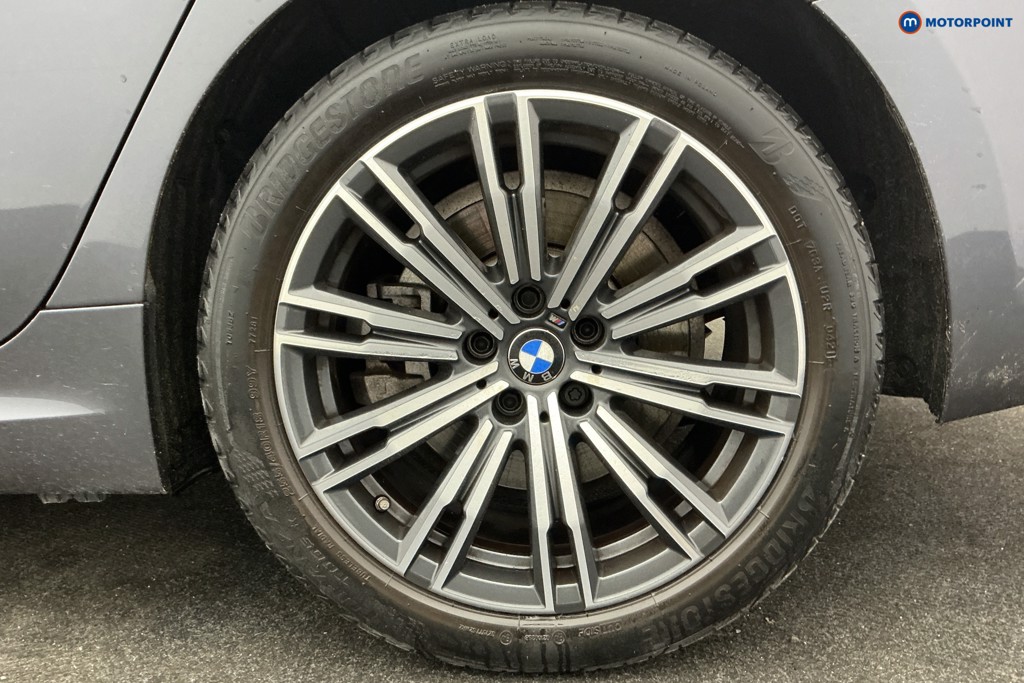 BMW 3 Series M Sport Automatic Petrol Plug-In Hybrid Saloon - Stock Number (1621773) - 39th supplementary image