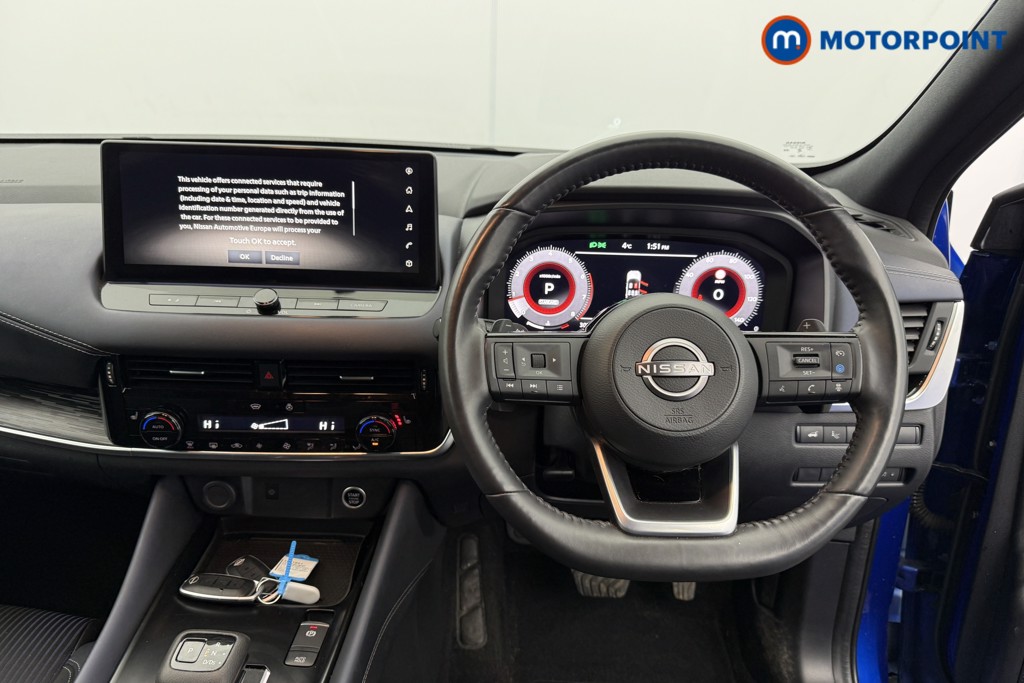 Nissan Qashqai Tekna Automatic Petrol SUV - Stock Number (1621921) - 1st supplementary image