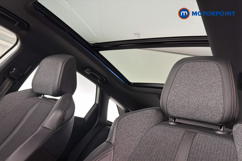 Peugeot 3008 Gt Line Premium Manual Diesel SUV - Stock Number (1622452) - 32nd supplementary image