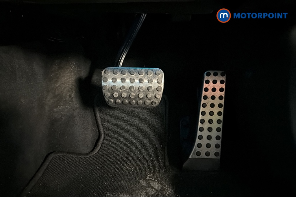 Mercedes-Benz C Class Amg Line Automatic Diesel Coupe - Stock Number (1622709) - 24th supplementary image