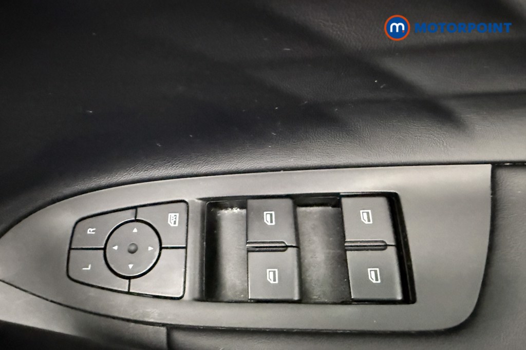 Mg Motor Uk HS SE Automatic Petrol-Electric Hybrid SUV - Stock Number (1622957) - 19th supplementary image