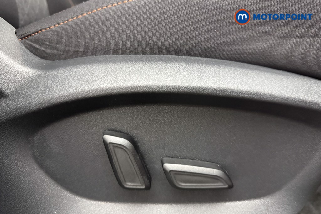 Mg Motor Uk HS SE Automatic Petrol-Electric Hybrid SUV - Stock Number (1622967) - 17th supplementary image