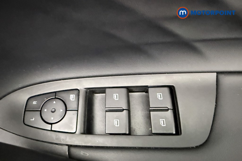 Mg Motor Uk HS SE Automatic Petrol-Electric Hybrid SUV - Stock Number (1622967) - 19th supplementary image