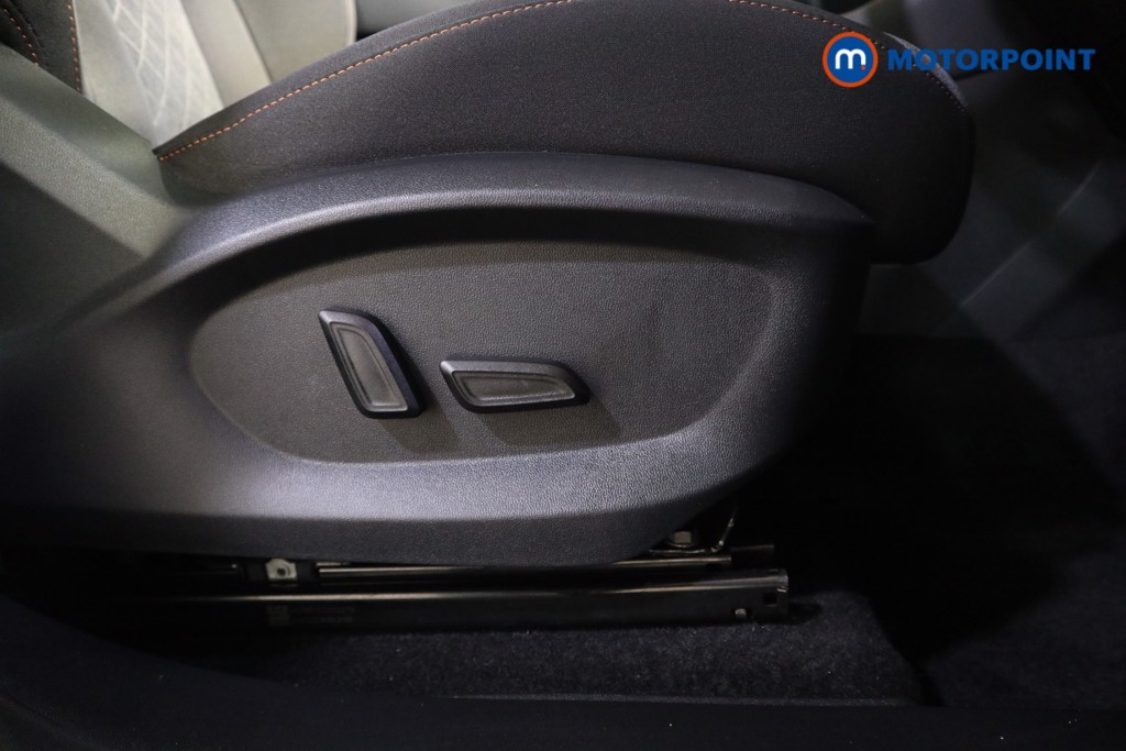 Mg Motor Uk HS SE Automatic Petrol-Electric Hybrid SUV - Stock Number (1623011) - 14th supplementary image