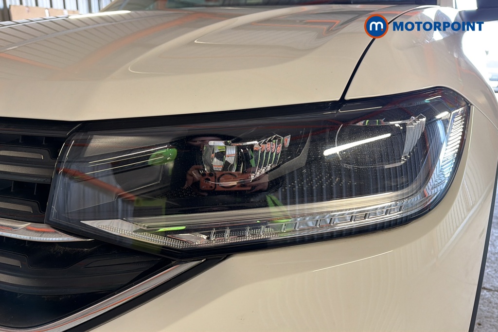 Volkswagen T-Cross Black Edition Automatic Petrol SUV - Stock Number (1623019) - 42nd supplementary image