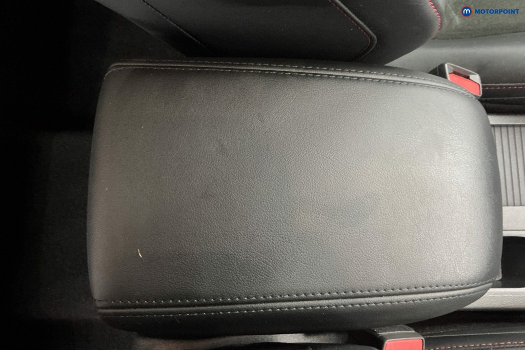 Ford Focus ST Manual Petrol Hatchback - Stock Number (1623022) - 16th supplementary image