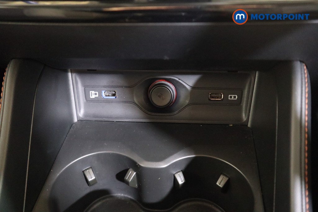 Mg Motor Uk HS SE Automatic Petrol-Electric Hybrid SUV - Stock Number (1623037) - 8th supplementary image