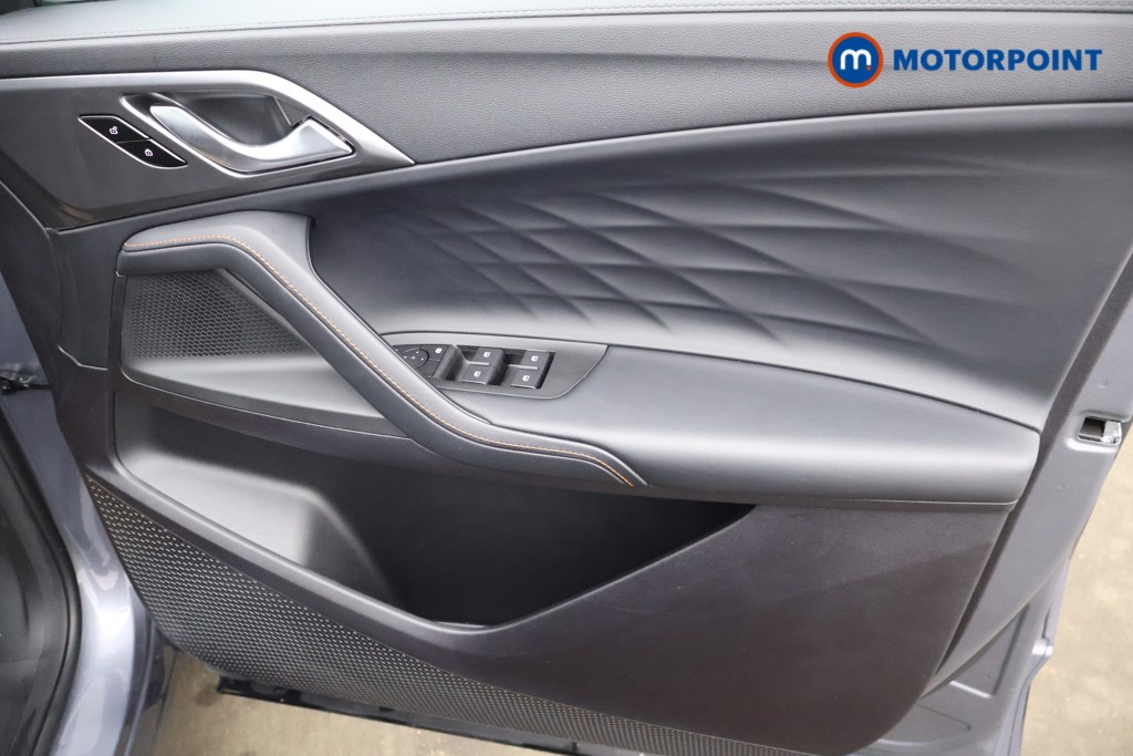 Mg Motor Uk HS SE Automatic Petrol-Electric Hybrid SUV - Stock Number (1623051) - 11th supplementary image