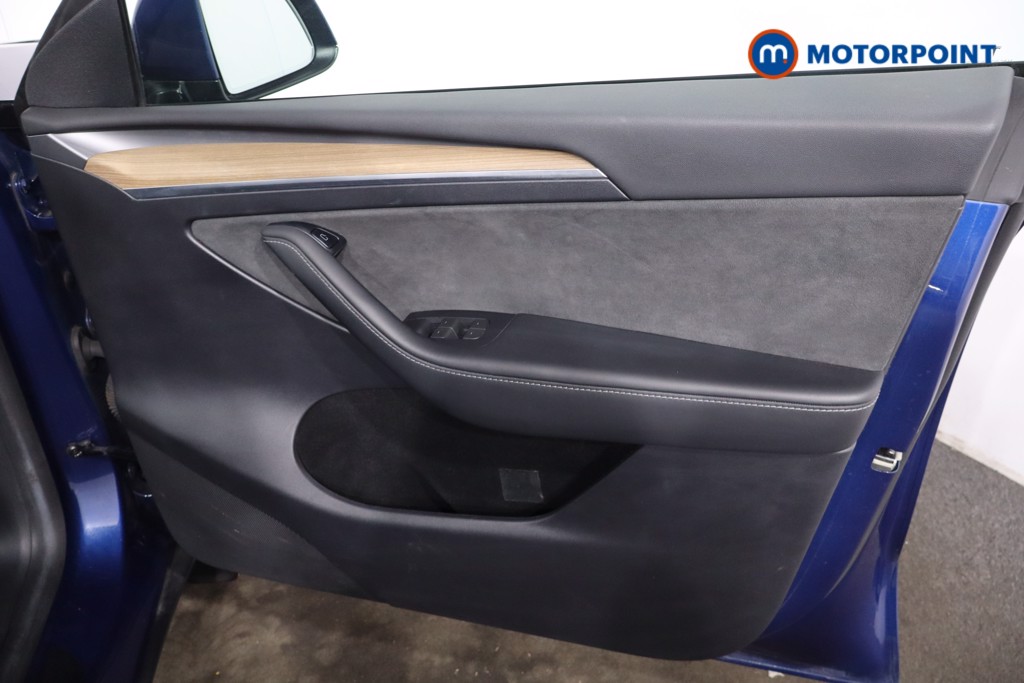 Tesla Model Y Long Range Automatic Electric SUV - Stock Number (1623439) - 23rd supplementary image