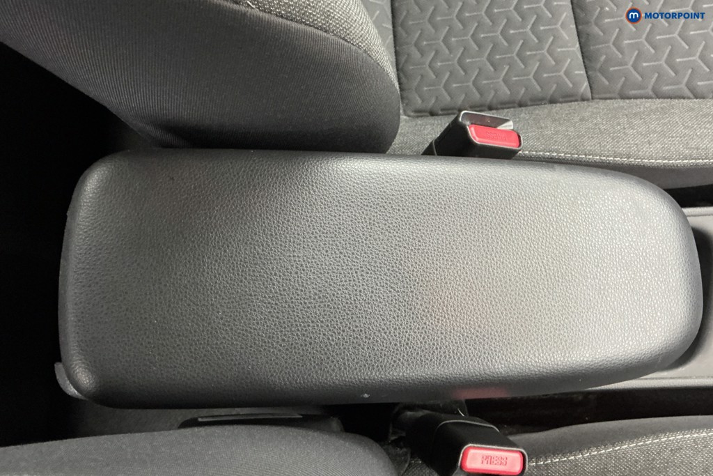 Toyota Yaris Cross Icon Automatic Petrol-Electric Hybrid Estate - Stock Number (1623452) - 16th supplementary image