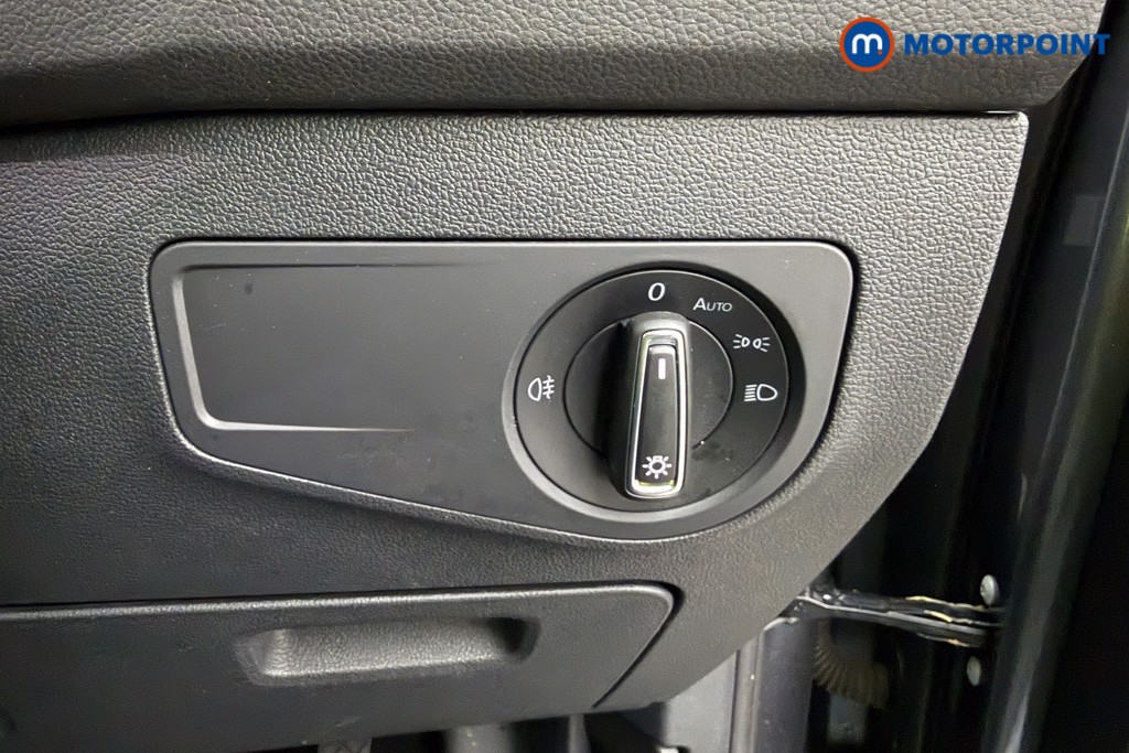 Volkswagen Tiguan Allspace Life Automatic Petrol SUV - Stock Number (1623454) - 5th supplementary image