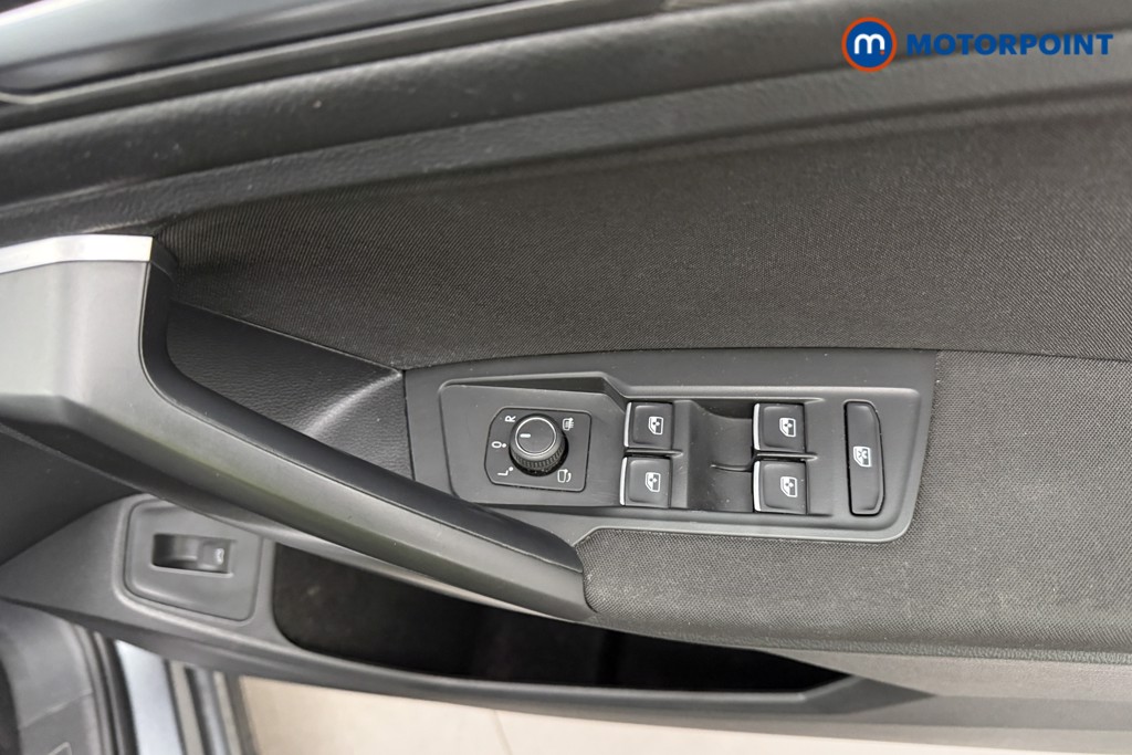 Volkswagen Tiguan Allspace Life Automatic Petrol SUV - Stock Number (1623454) - 19th supplementary image