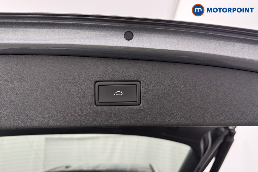 Volkswagen Tiguan Allspace Life Automatic Petrol SUV - Stock Number (1623454) - 26th supplementary image