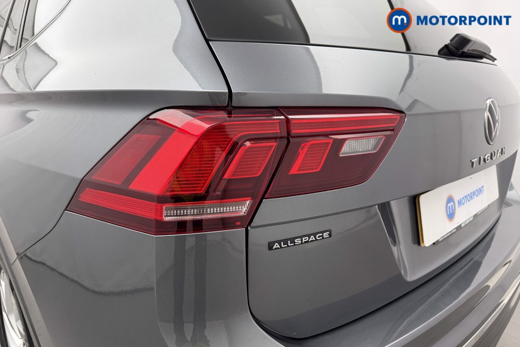 Volkswagen Tiguan Allspace Life Automatic Petrol SUV - Stock Number (1623454) - 27th supplementary image