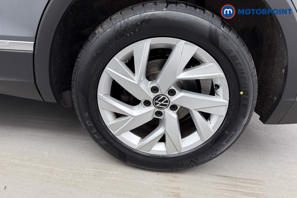 Volkswagen Tiguan Allspace Life Automatic Petrol SUV - Stock Number (1623454) - 30th supplementary image