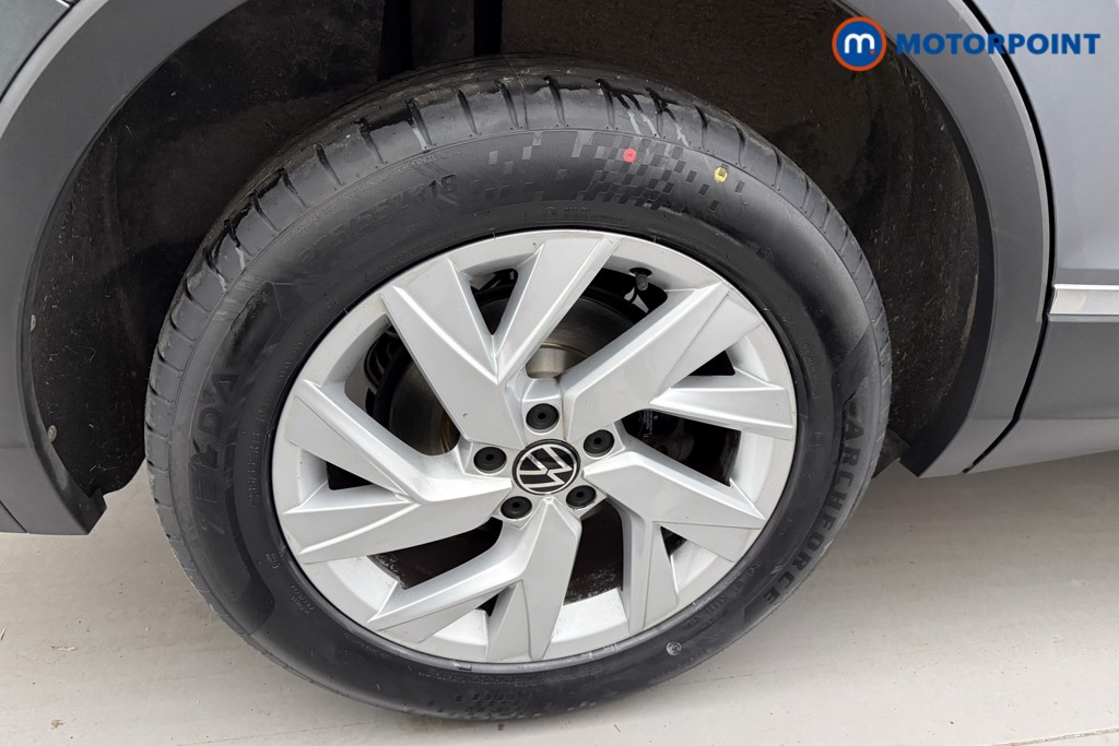 Volkswagen Tiguan Allspace Life Automatic Petrol SUV - Stock Number (1623454) - 31st supplementary image