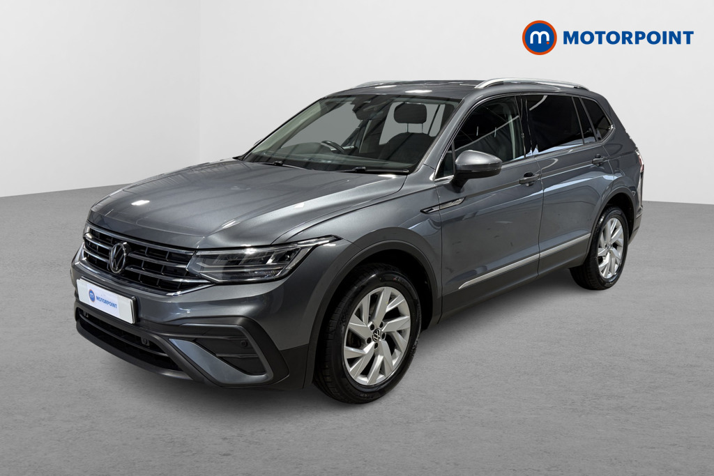 Volkswagen Tiguan Allspace Life Automatic Petrol SUV - Stock Number (1623454) - Passenger side front corner