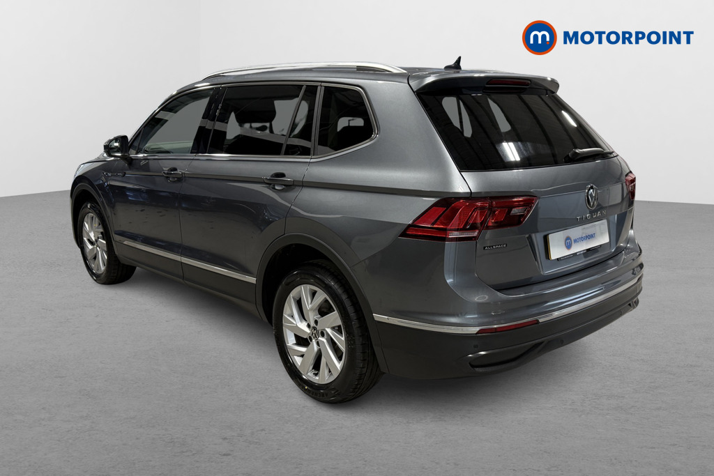 Volkswagen Tiguan Allspace Life Automatic Petrol SUV - Stock Number (1623454) - Passenger side rear corner