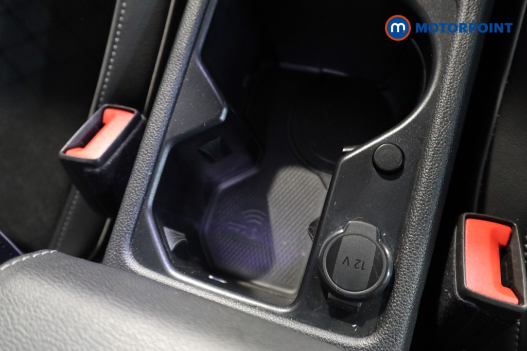 Volkswagen Golf R-Line Automatic Petrol Hatchback - Stock Number (1623500) - 12th supplementary image