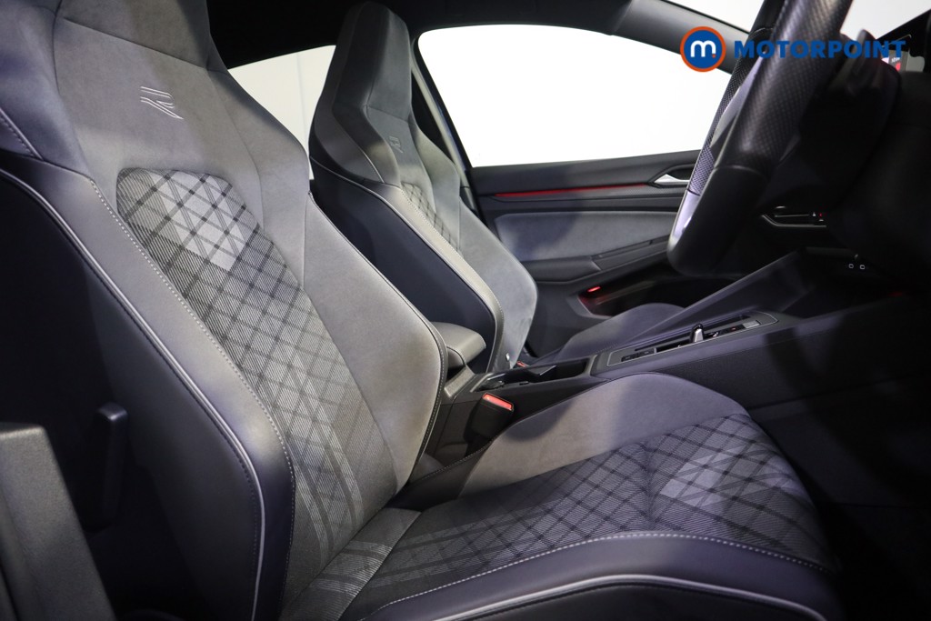 Volkswagen Golf R-Line Automatic Petrol Hatchback - Stock Number (1623500) - 17th supplementary image