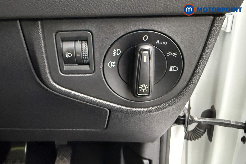 Volkswagen Taigo Life Manual Petrol SUV - Stock Number (1623843) - 6th supplementary image